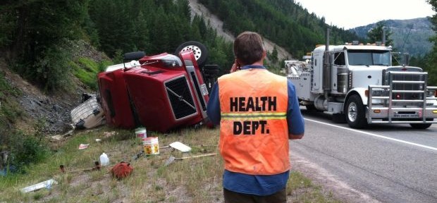 Semi crashes, spills industrial soap in Blackfoot